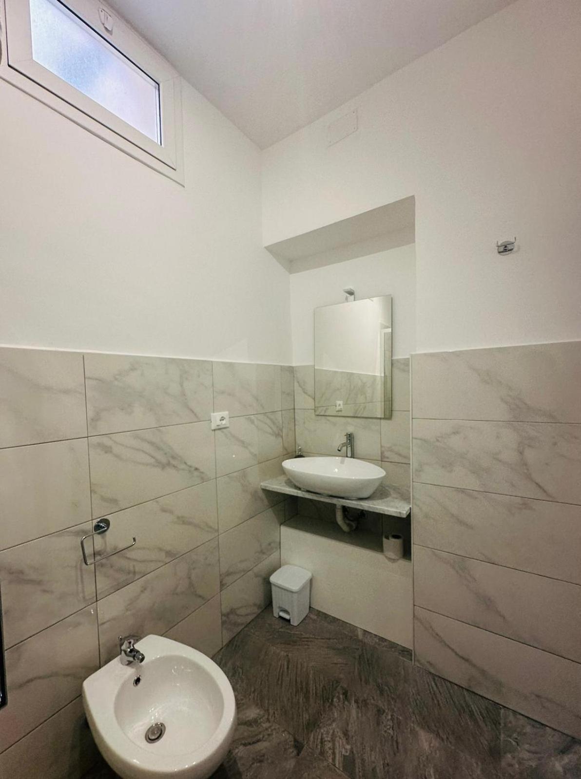Casa Politeama Florio Apartment ปาแลร์โม ภายนอก รูปภาพ