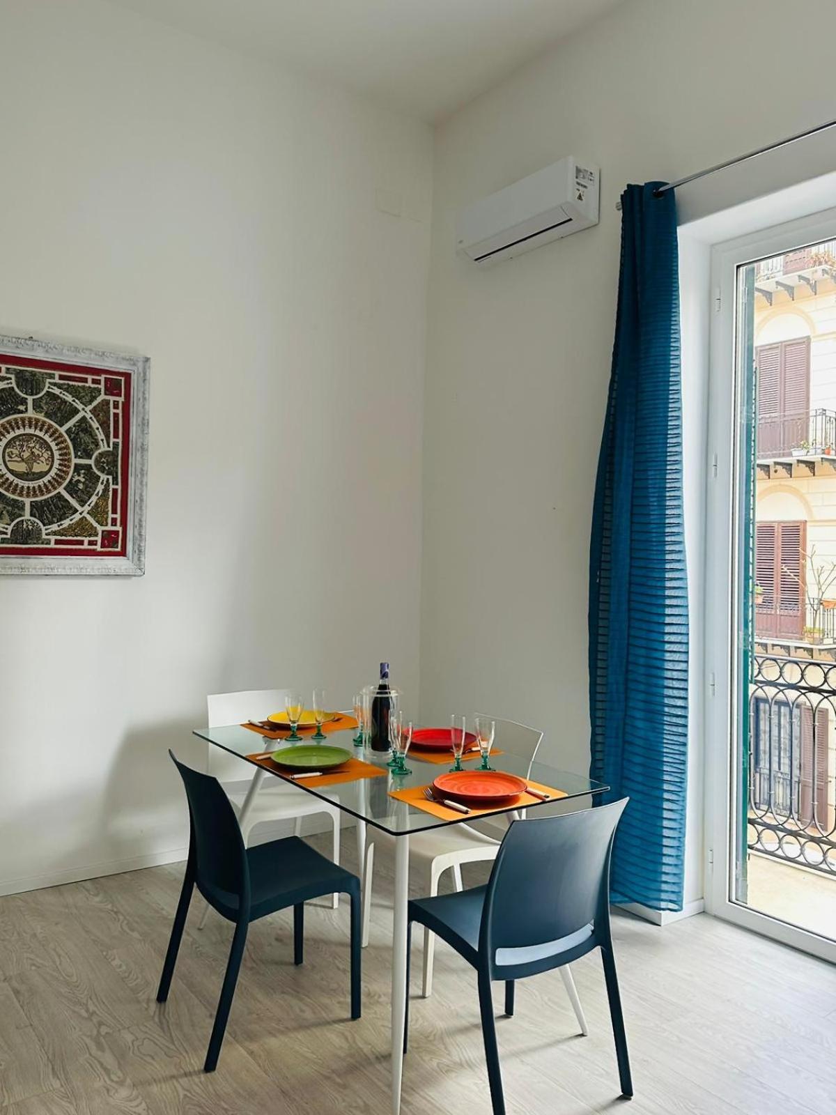 Casa Politeama Florio Apartment ปาแลร์โม ภายนอก รูปภาพ